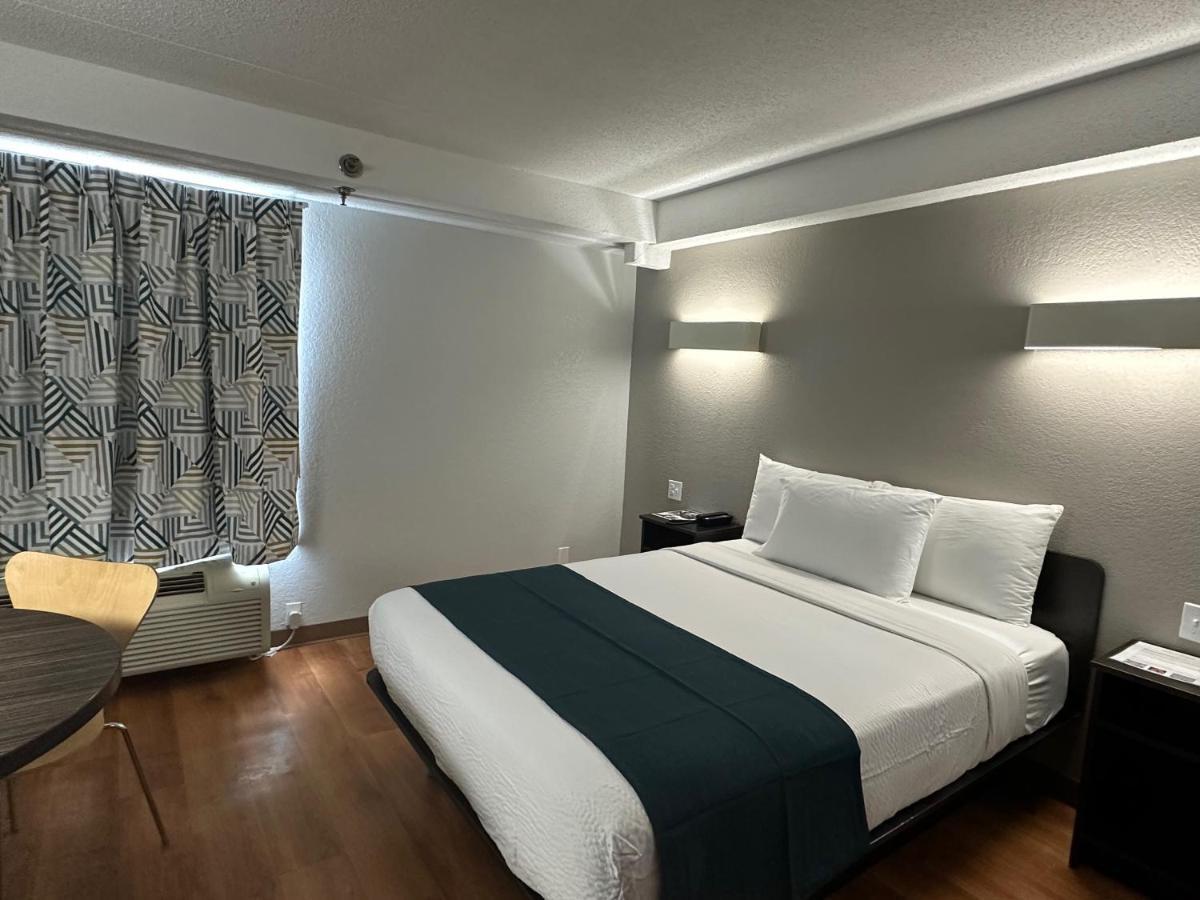 汽车旅馆6华盛顿特区西南 - 斯普林菲尔德 外观 照片